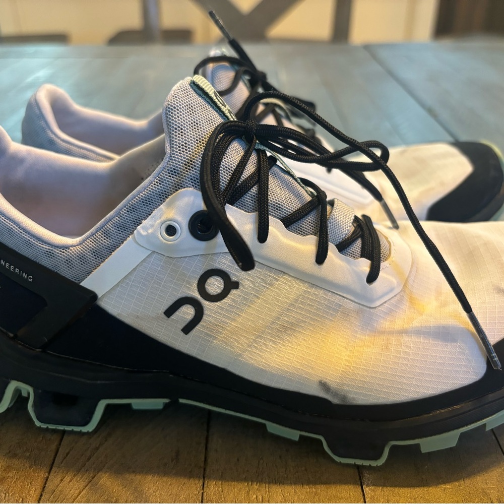 On trail running shoes. Cloudventure Peak 2. Almost new